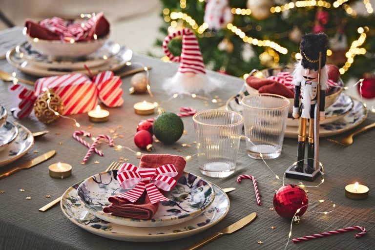 elegante festive dresser astuces table